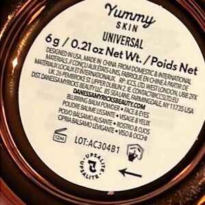 💜3 for $15Danessa Myricks Beauty Luxurious Brown Compact with Upscale Technology